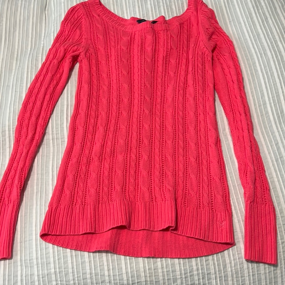 Like new American Eagle Pink Sweater size XS
